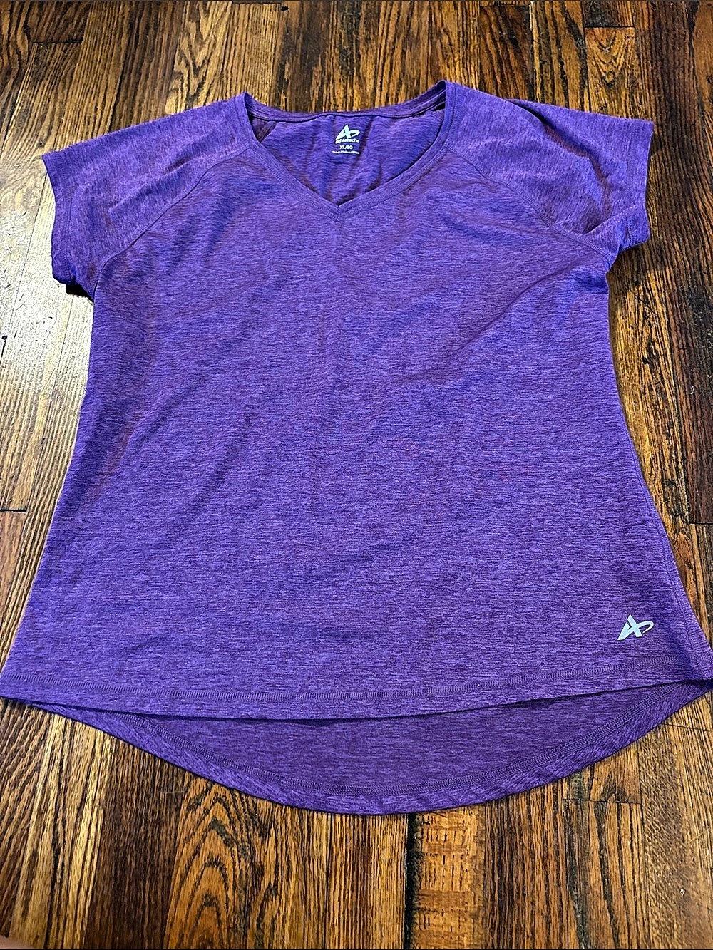 🎉Like New! athletech Women's Short Sleeve V-Neck Top Size XL